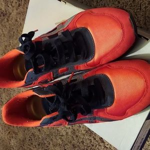 Men's Sneakers ASICS Gel ( GREAT CONDITION)